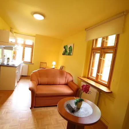 Lesny Dwor Apartman Długopole-Zdrój